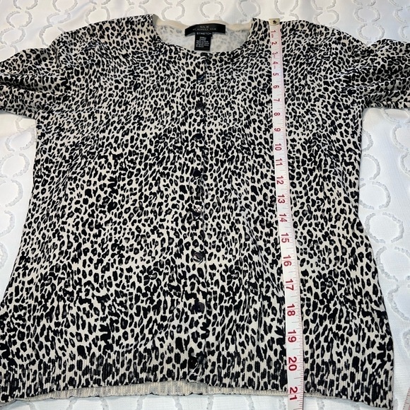 WOMEN'S Silx Animal Print Cardigan Small - Picture 7 of 7
